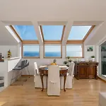 Sun Hills * Split