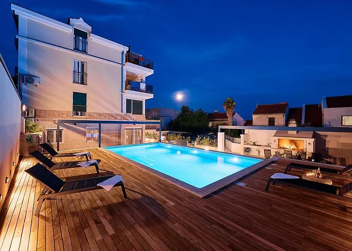 Sun Hills アパート *