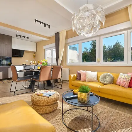 Sun Hills Apartment Split