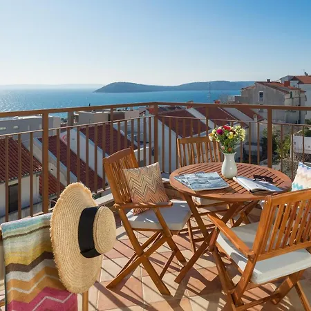 Sun Hills Apartment